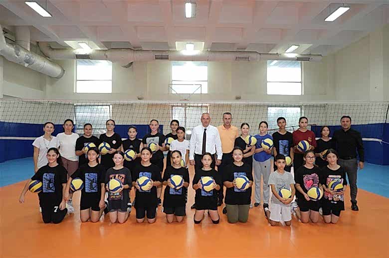 Okullar  Kapandı GSB Yaz Spor Okulları Başlıyor